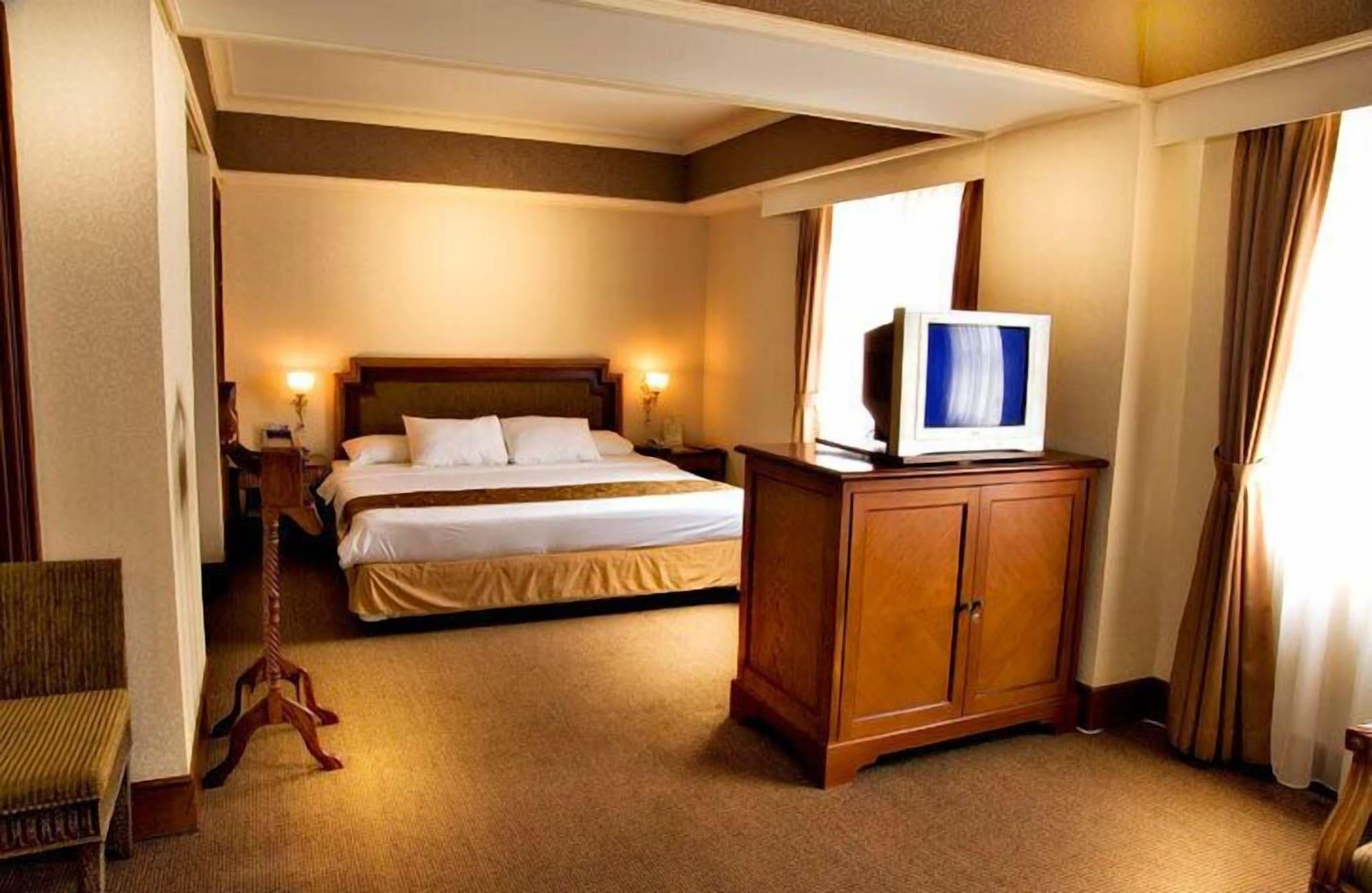 Golden Boutique Hotel Melawai Cakarta Dış mekan fotoğraf